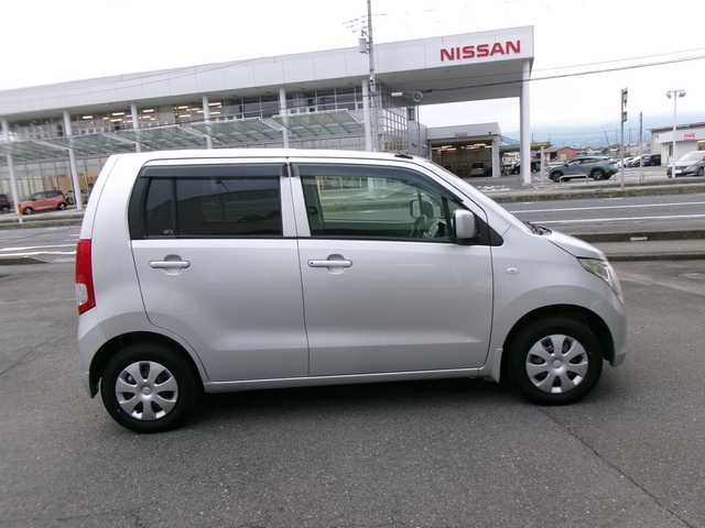 スズキ ワゴンＲ FX 富山県 2012(平24)年 1.9万km シルキーシルバーメタリック ワンオーナー/5速マニュアル/純正CD