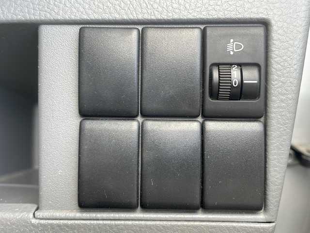 スズキ ワゴンＲ FX 富山県 2012(平24)年 1.9万km シルキーシルバーメタリック ワンオーナー/5速マニュアル/純正CD