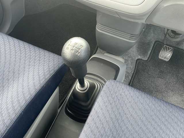 スズキ ワゴンＲ FX 富山県 2012(平24)年 1.9万km シルキーシルバーメタリック ワンオーナー/5速マニュアル/純正CD