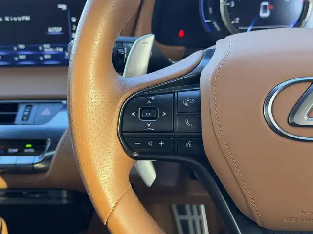 レクサス ＬＣ 500h 兵庫県 2021(令3)年 5万km ソニックチタニウム ワンオーナー/カーボンルーフ/純正ナビ/(CD/DVD/BT/USB/AUX)/フルセグTV/バックカメラ/ETC2.0/衝突軽減ブレーキ/レーダークルーズコントロール/ブラインドスポットモニター/パドルシフト/前後ドライブレコーダー/前席パワーシート/LEDヘッドライト/オートライト/オートハイビーム/電動パーキングブレーキ/オートホールド/電動格納ミラー/オートリトラミラー/ステアリングリモコン/スマートキー/スペアキー×１/カードキー×１/純正フロアマット/純正アルミ20インチ/取扱説明書・保証書