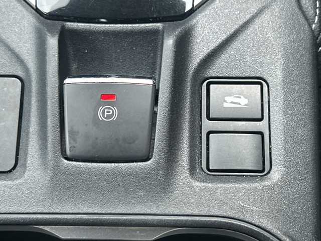 スバル インプレッサ Ｇ４ 2．0i－S アイサイト 広島県 2016(平28)年 6.1万km クリスタルホワイトP 禁煙/純正ナビ/CD/DVD/DTV/Bluetooth/バックカメラ/レーダークルーズコントロール/LEDオートライト/純正アルミホイール/ETC/ドライブレコーダー/スマートキー/プッシュスタート/純正フロアマット/ドアバイザー/パワーシート/パドルシフト