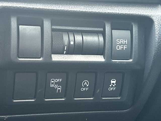 スバル インプレッサ Ｇ４ 2．0i－S アイサイト 広島県 2016(平28)年 6.1万km クリスタルホワイトP 禁煙/純正ナビ/CD/DVD/DTV/Bluetooth/バックカメラ/レーダークルーズコントロール/LEDオートライト/純正アルミホイール/ETC/ドライブレコーダー/スマートキー/プッシュスタート/純正フロアマット/ドアバイザー/パワーシート/パドルシフト