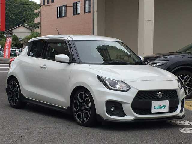 スズキ スイフトスポーツ ベースグレード 18年式 平成30年式 ピュアホワイトp Id 中古車検索のガリバー