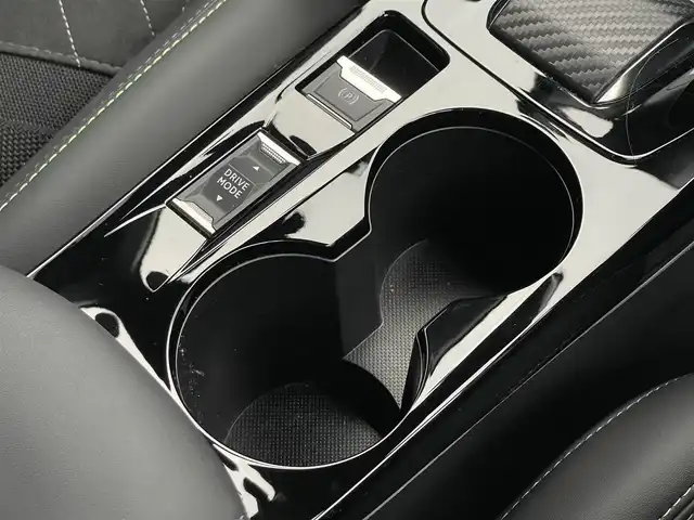 プジョー プジョー ２０８ GT 山梨県 2023(令5)年 3.2万km 青Ｍ ワンオーナー /純正ディスプレイオーディオ/AppleCarPlay/AndroidAuto/バックカメラ/パドルシフト/アクティブセーフティブレーキ/BSM/前後コーナーセンサー/インテリジェントハイビーム/アンビエンスライト/半革/シートヒーター /ハンズフリーアクセス/LEDヘッドライト/ETC/純正17インチAW