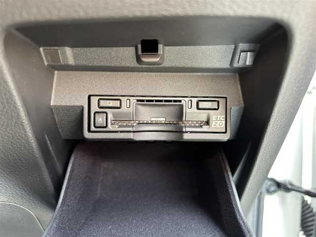 レクサス ＮＸ 350h Fスポーツ 熊本県 2023(令5)年 2.1万km ホワイトノーヴァガラスフレーク サンルーフ/革シート/衝突軽減ブレーキ/ワンオーナー/純正ナビ/全方位カメラ/ビルトインETC/前後ドライブレコーダー/純正20インチAW/前後オレンジキャリパー/レーダークルーズ/パドルシフト/前席パワーシート・右前席シートメモリー/前席エアーシート・シートヒーター/LEDヘッドライト/オートライト/フォグライト/前後コーナーセンサー/横滑り防止装置/ウィンカーミラー/新車保証書/取扱説明書/スマートスペアキー×1本/カード型キー×1本
