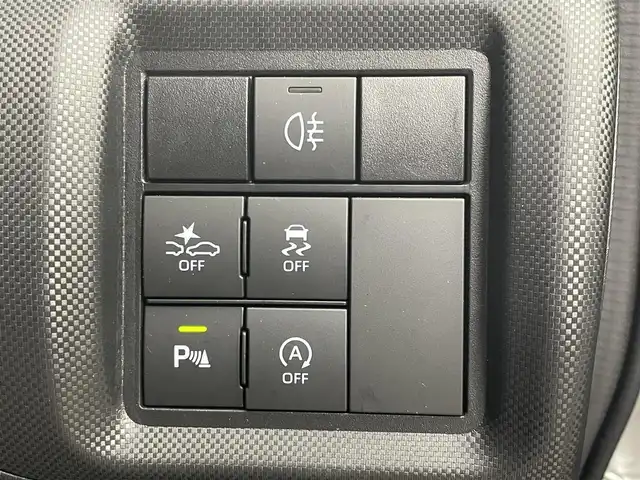 トヨタ ライズ Z 埼玉県 2022(令4)年 1.8万km スムースグレーマイカメタリック/ブラック2トーン 衝突軽減ブレーキ/レーダークルーズコントロール　　　/レーンキープアシスト/コーナーセンサー　/シートヒーター/ＬＥＤオートライト　/オートエアコン　/スマートキー/純正フロアマット　/純正アルミホイール　/ＵＳＢ