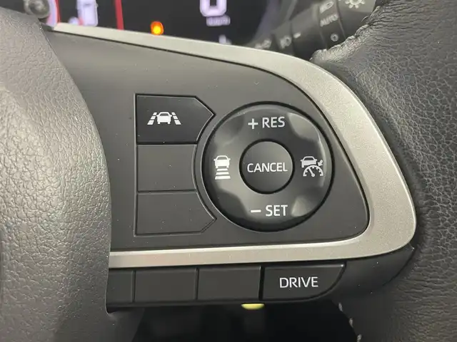 トヨタ ライズ Z 埼玉県 2022(令4)年 1.8万km スムースグレーマイカメタリック/ブラック2トーン 衝突軽減ブレーキ/レーダークルーズコントロール　　　/レーンキープアシスト/コーナーセンサー　/シートヒーター/ＬＥＤオートライト　/オートエアコン　/スマートキー/純正フロアマット　/純正アルミホイール　/ＵＳＢ