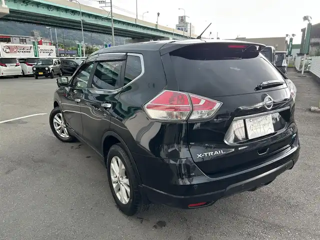 日産 エクストレイル 20X エマージェンシーブレーキ 福岡県 2015(平27)年 8.5万km ダイヤモンドブラック 純正7型SDナビ(フルセグTV/CD/DVD/BT)アラウンドビューモニタークルコンコーナーセンサードラレコETCシートヒーターUSB純正フロアマット純正アルミホイールスマートキープッシュスタート