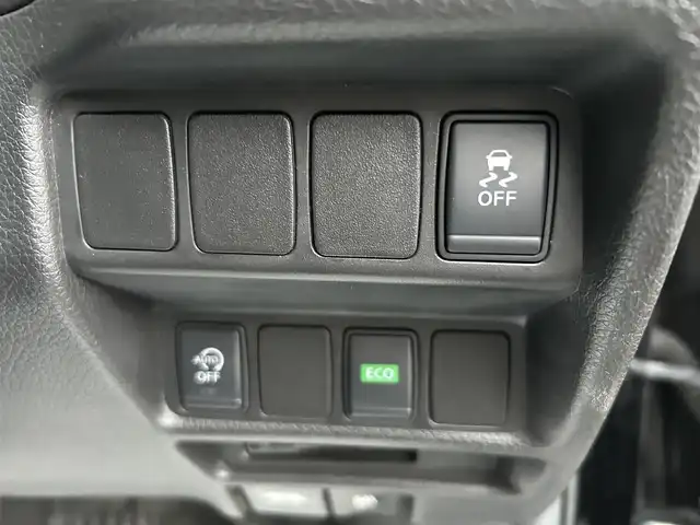日産 エクストレイル 20X エマージェンシーブレーキ 福岡県 2015(平27)年 8.5万km ダイヤモンドブラック 純正7型SDナビ(フルセグTV/CD/DVD/BT)アラウンドビューモニタークルコンコーナーセンサードラレコETCシートヒーターUSB純正フロアマット純正アルミホイールスマートキープッシュスタート