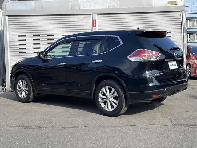 日産 エクストレイル 20X エマージェンシーブレーキ 道央・札幌 2015(平27)年 8.5万km ダイヤモンドブラック (株)IDOMが運営する【じしゃロン札幌豊平店】の自社ローン専用車両になります。こちらは現金またはオートローンご利用価格です。自社ローンご希望の方は別途その旨お申し付けください。/純正7型SDナビ(フルセグTV/CD/DVD/BT)/アラウンドビューモニター/クルコン/コーナーセンサー/ドラレコ/ETC/シートヒーター/USB/純正フロアマット/純正アルミホイール/スマートキー/プッシュスタート