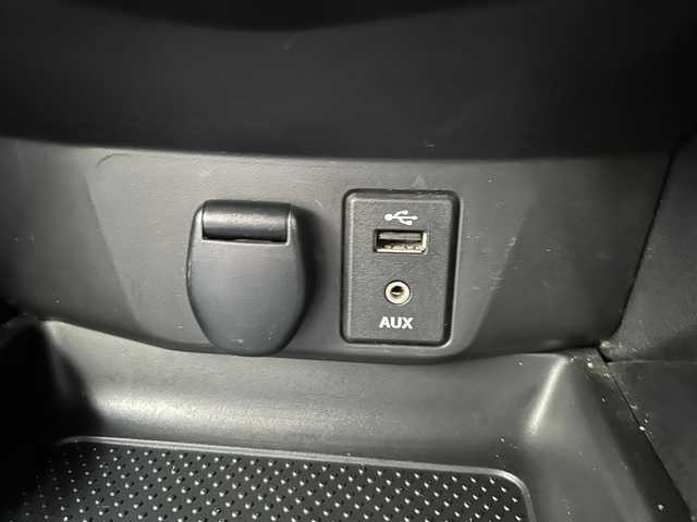 日産 エクストレイル 20X エマージェンシーブレーキ 道央・札幌 2015(平27)年 8.5万km ダイヤモンドブラック (株)IDOMが運営する【じしゃロン札幌豊平店】の自社ローン専用車両になります。こちらは現金またはオートローンご利用価格です。自社ローンご希望の方は別途その旨お申し付けください。/純正7型SDナビ(フルセグTV/CD/DVD/BT)/アラウンドビューモニター/クルコン/コーナーセンサー/ドラレコ/ETC/シートヒーター/USB/純正フロアマット/純正アルミホイール/スマートキー/プッシュスタート