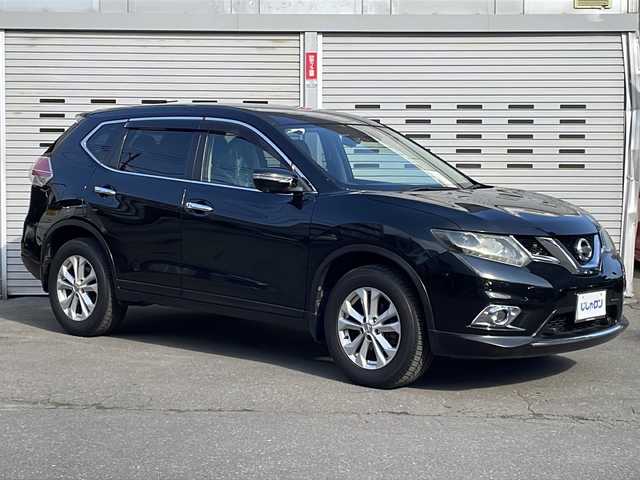 日産 エクストレイル 20X エマージェンシーブレーキ 道央・札幌 2015(平27)年 8.5万km ダイヤモンドブラック (株)IDOMが運営する【じしゃロン札幌豊平店】の自社ローン専用車両になります。こちらは現金またはオートローンご利用価格です。自社ローンご希望の方は別途その旨お申し付けください。/純正7型SDナビ(フルセグTV/CD/DVD/BT)/アラウンドビューモニター/クルコン/コーナーセンサー/ドラレコ/ETC/シートヒーター/USB/純正フロアマット/純正アルミホイール/スマートキー/プッシュスタート