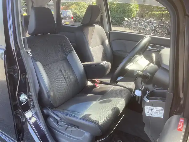 ダイハツ ムーヴ カスタム RS ハイパー 埼玉県 2015(平27)年 13.7万km ナイトシャドーパープルクリスタルM (株)IDOMが運営する【じしゃロン鳩ヶ谷店】の自社ローン対象車両になります。こちらは現金ご利用時の価格です。自社ローンご希望の方は別途その旨お申付け下さい。/登録時136544km/ターボ車/純正SDナビ/フルセグテレビ/バックカメラ/プッシュスタート/ETC/スマートキー/スペア1本/純正フロアマット/ダブルエアバッグ/革巻きステアリング/ステアリングリモコン/純正15インチAW/横滑り防止機能/フロントフォグランプ/USB/HDMI/電動格納機能付きウインカーミラー