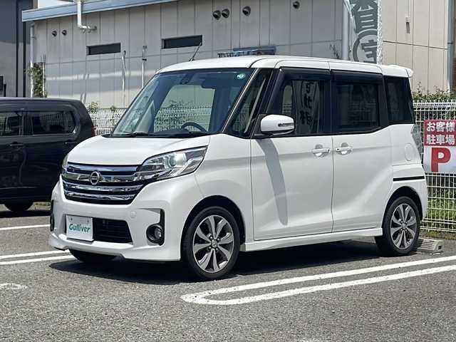 日産 デイズ ルークス HWS X Vセレクション 兵庫県 2016(平28)年 6万km ホワイトパール 純正SDナビ/フルセグTV/Bluetooth/アラウンドビューモニター/エマージェンシーブレーキ/踏み間違い防止アシスト/プッシュスタート/オートライト(HIDヘッドライト)/両側パワースライドドア/ETC/取扱説明書・保証書