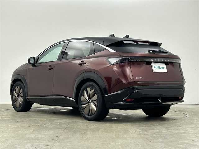日産 アリア B6 リミテッド 千葉県 2022(令4)年 2万km 赤 プロパイロット２．０　/・ハンズオフドライブ/・車線変更追い越し支援/・ナビ連動ルート走行/・360度センシング/・インテリジェントインターフェース/ヘッドアップディスプレイ/プレミアムサウンドＢＯＳＥ　/純正１２．４型ディズプレイオーディオナビ　/パノラミックガラスルーフ/アラウンドビューモニター/レーダークルーズコントロール　/レザーシート/シートヒーター　/エアシート　