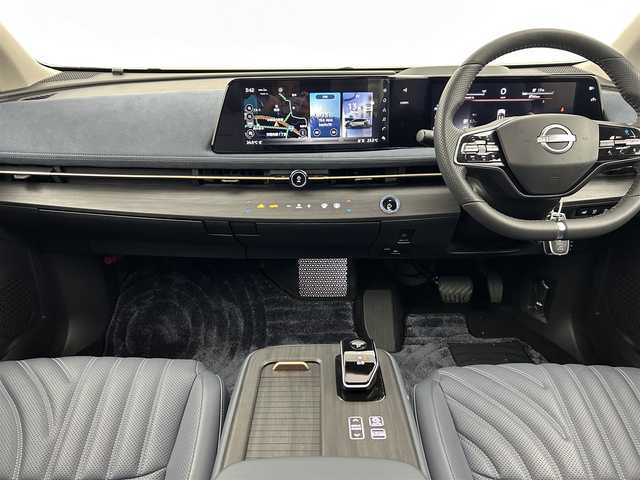 日産 アリア B6 リミテッド 千葉県 2022(令4)年 2万km 赤 プロパイロット２．０　/・ハンズオフドライブ/・車線変更追い越し支援/・ナビ連動ルート走行/・360度センシング/・インテリジェントインターフェース/ヘッドアップディスプレイ/プレミアムサウンドＢＯＳＥ　/純正１２．４型ディズプレイオーディオナビ　/パノラミックガラスルーフ/アラウンドビューモニター/レーダークルーズコントロール　/レザーシート/シートヒーター　/エアシート　