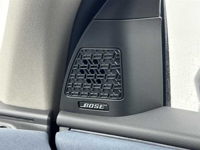 日産 アリア B6 リミテッド 千葉県 2022(令4)年 2万km 赤 プロパイロット２．０　/・ハンズオフドライブ/・車線変更追い越し支援/・ナビ連動ルート走行/・360度センシング/・インテリジェントインターフェース/ヘッドアップディスプレイ/プレミアムサウンドＢＯＳＥ　/純正１２．４型ディズプレイオーディオナビ　/パノラミックガラスルーフ/アラウンドビューモニター/レーダークルーズコントロール　/レザーシート/シートヒーター　/エアシート　