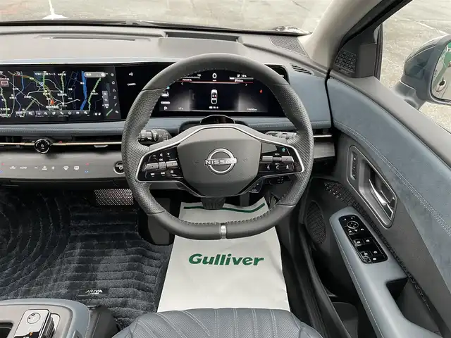 日産 アリア B6 リミテッド 千葉県 2022(令4)年 2万km 赤／黒 プロパイロット2.0/プロパイロットリモートパーキング/パノラミックガラスルーフ/BOSEプレミアムサウンドシステム/ナッパーレザーシート/ヘッドアップディスプレイ/純正12.3インチメモリナビ/インテリジェントアラウンドビューモニター/インテリジェントルームミラー/インテリジェントエマージェンシーブレーキ/ドライバーモニター/前席パワーシート/前席シートベンチレーション/全席シートヒーター/運転席4WAYランバーサポート/インテリジェントBSI/インテリジェントLI/BSW/LDW/リモコンオートバックドア/ステアリングヒーター/ワイヤレス充電器/ETC2.0/純正前後ドライブレコーダー【DH5-S】/サイド＆カーテンエアバッグ