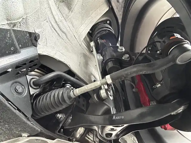 トヨタ ＧＲ８６ RZ 40thアニバーサリーLTD 滋賀県 2024(令6)年 0.7万km クリスタルホワイトパール ワンオーナー/ブレンボキャリパー/9インチ純正ナビ【NMZN-Y73D】/（FM/AM/CD/DVD/SD/フルセグ/Bluetooth/HDMI）/前後ドライブレコーダー/ETC/バックカメラ/アイサイトコアテクノロジー/・プリクラッシュブレーキアシスト	/・レーンキープアシスト	/・追従機能付クルーズコントロール/・コーナー・バックセンサー（ソナー）	/運転席・助手席シートヒーター/電動格納ミラー/革巻きステアリング/ステアリングスイッチ/オートライト/LEDヘッドライト/リアフォグ/オートマチックハイビーム/フルオートエアコン/プッシュスタート/スマートキー/スペアキー/純正フロアマット/USBポート