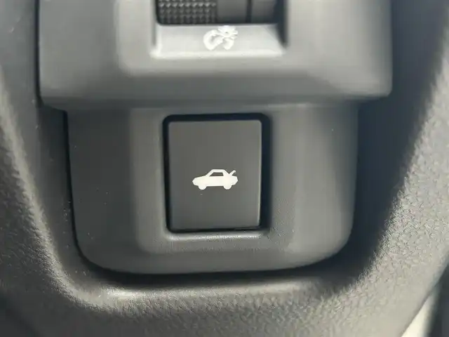 トヨタ ＧＲ８６ RZ 40thアニバーサリーLTD 滋賀県 2024(令6)年 0.7万km クリスタルホワイトパール ワンオーナー/ブレンボキャリパー/9インチ純正ナビ【NMZN-Y73D】/（FM/AM/CD/DVD/SD/フルセグ/Bluetooth/HDMI）/前後ドライブレコーダー/ETC/バックカメラ/アイサイトコアテクノロジー/・プリクラッシュブレーキアシスト	/・レーンキープアシスト	/・追従機能付クルーズコントロール/・コーナー・バックセンサー（ソナー）	/運転席・助手席シートヒーター/電動格納ミラー/革巻きステアリング/ステアリングスイッチ/オートライト/LEDヘッドライト/リアフォグ/オートマチックハイビーム/フルオートエアコン/プッシュスタート/スマートキー/スペアキー/純正フロアマット/USBポート