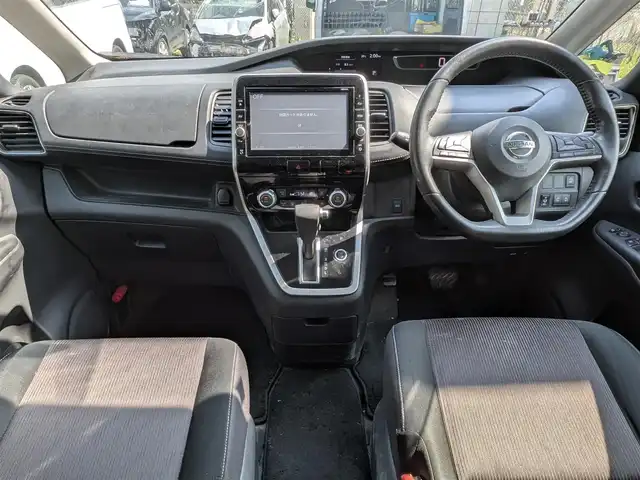 日産 セレナ 栃木県 2018(平30)年 13.9万km ダイヤモンドブラック (株)IDOMが運営する【じしゃロン宇都宮店】の自社ローン専用車両になりますこちらは現金またはオートローンご利用時の価格です。自社ローンご希望の方は別途その旨お申付け下さい/純正ＳＤナビ　/バックカメラ　/Bluetooth/USB接続 /CD/DVD再生　/フルセグTV　/クルーズコントロール　/LEDヘッドライト　/ハンズフリーパワースライドドア　/純正16インチAW　/エマージェンシーブレーキ