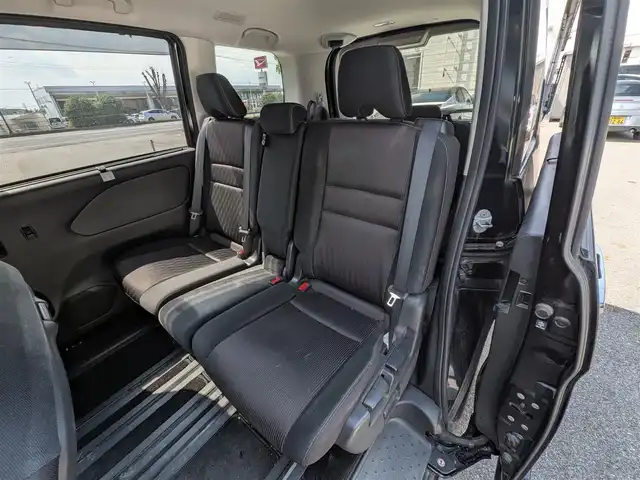 日産 セレナ 栃木県 2018(平30)年 13.9万km ダイヤモンドブラック (株)IDOMが運営する【じしゃロン宇都宮店】の自社ローン専用車両になりますこちらは現金またはオートローンご利用時の価格です。自社ローンご希望の方は別途その旨お申付け下さい/純正ＳＤナビ　/バックカメラ　/Bluetooth/USB接続 /CD/DVD再生　/フルセグTV　/クルーズコントロール　/LEDヘッドライト　/ハンズフリーパワースライドドア　/純正16インチAW　/エマージェンシーブレーキ