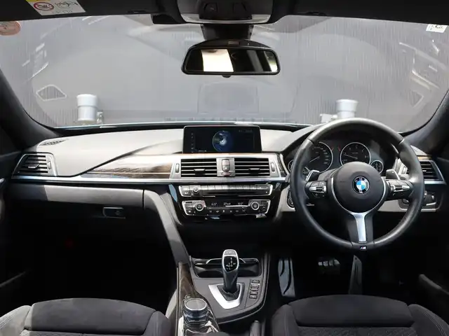 ＢＭＷ ３２０ｄ xDrive グランツーリスモ Mスポーツ 長野県 2018(平30)年 2.2万km エストリルブルーM ・純正ナビ　/・３６０°カメラ　/・ＡＣＣ　/・衝突軽減ブレーキ　/・レーンディパチャーＷ　/・コンフォートアクセス　/・パークディスタンスＣ　/・パワーシート　/・パワーバックドア　/・ブリアスポイラー　/・純正１９ＡＷ　/・ＬＥＤ
