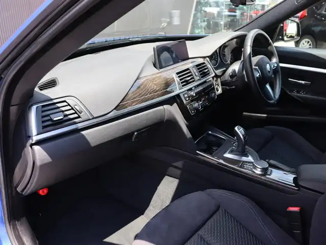 ＢＭＷ ３２０ｄ xDrive グランツーリスモ Mスポーツ 長野県 2018(平30)年 2.2万km エストリルブルーM ・純正ナビ　/・３６０°カメラ　/・ＡＣＣ　/・衝突軽減ブレーキ　/・レーンディパチャーＷ　/・コンフォートアクセス　/・パークディスタンスＣ　/・パワーシート　/・パワーバックドア　/・ブリアスポイラー　/・純正１９ＡＷ　/・ＬＥＤ