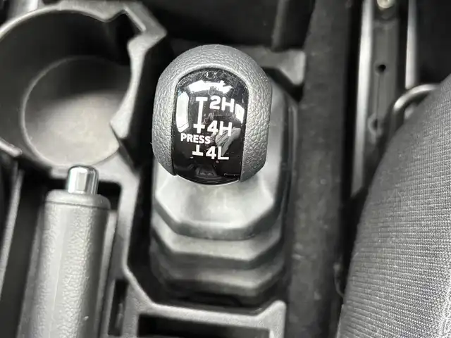 スズキ ジムニー XC 千葉県 2018(平30)年 3.5万km ブルーイッシュブラックパール3 純正メモリナビ（AVIC-RLS901）/　（BT/DVD/CD/AM/FM)/フルセグ/スズキセーフティサポート/ETC/バックカメラ/背面タイヤ/前席シートヒーター/スタッドレスタイヤ積込/LEDライト/スペアキー/取説/保証書
