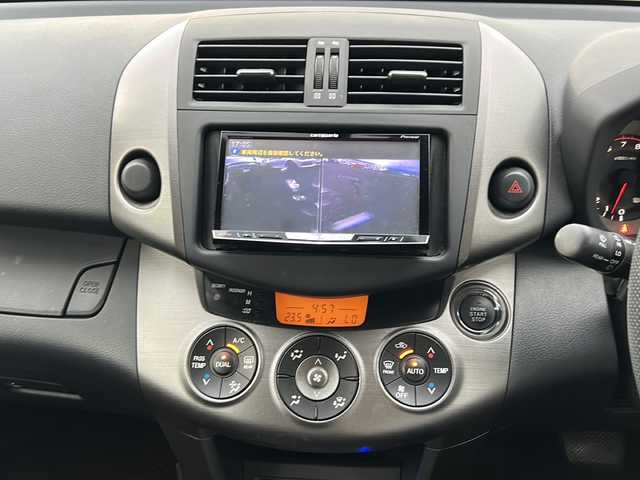 トヨタ ヴァンガード 240S Sパック アルカンターラ 長野県 2013(平25)年 5.4万km ブラック 社外ナビ/Bluetooth接続/前後カメラ/ダウンヒルアシストコントロール/クルーズコントロール/ハーフレザーシート/本革巻きステアリング/純正18インチホイール/横滑り防止装置/HIDヘッドライト/オートライト/ワンオーナー/MTモード付AT/プッシュスタート/スマートキー