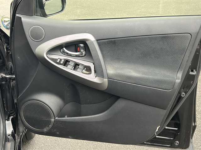 トヨタ ヴァンガード 240S Sパック アルカンターラ 長野県 2013(平25)年 5.4万km ブラック 社外ナビ/Bluetooth接続/前後カメラ/ダウンヒルアシストコントロール/クルーズコントロール/ハーフレザーシート/本革巻きステアリング/純正18インチホイール/横滑り防止装置/HIDヘッドライト/オートライト/ワンオーナー/MTモード付AT/プッシュスタート/スマートキー