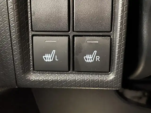 ダイハツ タント カスタム RS スタイルセレクション 愛知県 2021(令3)年 4.2万km シャイニングホワイトパール 純正８型ナビ　スマートアシストIII　禁煙　黒ハーフレザー　バックカメラ　ＥＴＣ　ドラレコ　シートヒーター　両側パワスラ　衝突軽減　追従クルコン　オートハイビーム　ＬＥＤライト　フルセグ　ＤＶＤ　ターボ車