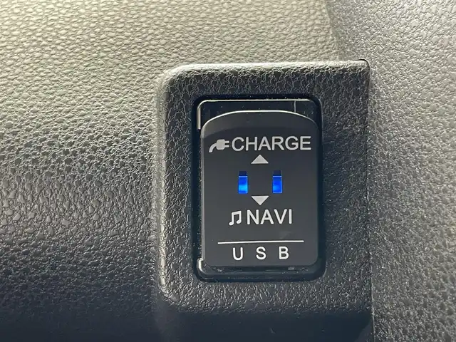 ダイハツ タント カスタム RS スタイルセレクション 愛知県 2021(令3)年 4.2万km シャイニングホワイトパール 純正８型ナビ　スマートアシストIII　禁煙　黒ハーフレザー　バックカメラ　ＥＴＣ　ドラレコ　シートヒーター　両側パワスラ　衝突軽減　追従クルコン　オートハイビーム　ＬＥＤライト　フルセグ　ＤＶＤ　ターボ車