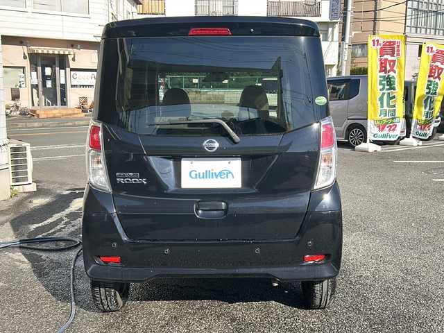 日産 デイズ ルークス S 神奈川県 2018(平30)年 2.7万km ブラック AM/FM/CD/AUX/前方ドライブレコーダー/前後コーナーセンサー/横滑り防止装置/プリクラッシュ/アイドリングストップ/ABS/純正フロアマット/ドアバイザー/スペアキー×１/保証書/取扱説明書