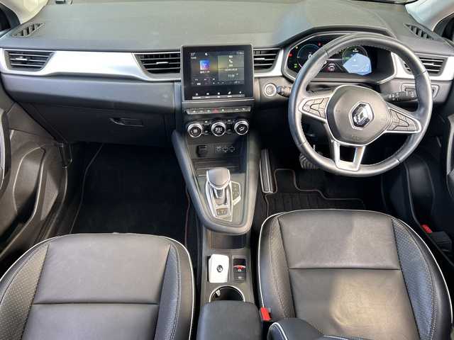 ルノー ルノー キャプチャー E－テックフルハイブリッド レザーP 静岡県 2023(令5)年 1万km 黒 純正ナビ/・ラジオ/Bluetooth/AUX/・Apple CarPlay/Android Auto/主要装備/・レーダークルーズコントロール　/・ドライブレコーダー　/・ＥＴＣ　/・全方位カメラ　/・シートヒーター　/・レーンキープアシスト　/・オートハイビーム　/・オートライト　/・ステアリングヒーター　/・ステアリングリモコン/・レザーシート/・純正アルミホイール/・パワーシート/・BSM/・プッシュスタート/・スマートキー