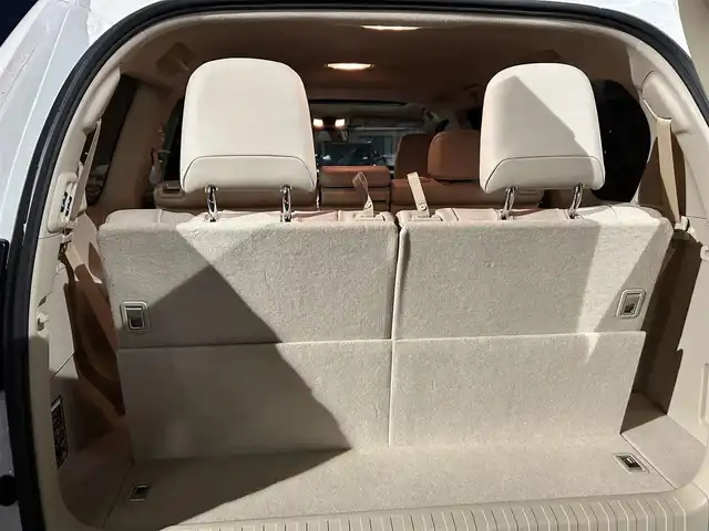 トヨタ ランドクルーザー プラド TX Lパッケージ 宮城県 2023(令5)年 3.8万km ホワイトパールクリスタルシャイン ワンオーナー/純正メーカーナビ/ＡＭ／ＦＭ／Ｂｌｕｅｔｏｏｔｈ／ＵＳＢ/Ｍｉｒａｃａｓｔ/レーダークルーズコントロール/ブラインドスポットモニター/プリクラッシュセーフティ/横滑り防止装置/オートハイビーム/アラウンドビューモニター/シートヒーター/エアーシート/前席パワーシート/セカンドスタートボタン/エンジンスターター/スペアタイヤ/純正フロアマット/純正赤外線カットフィルム/ETC2.0/純正AWサマータイヤ有265/55R19溝4mm