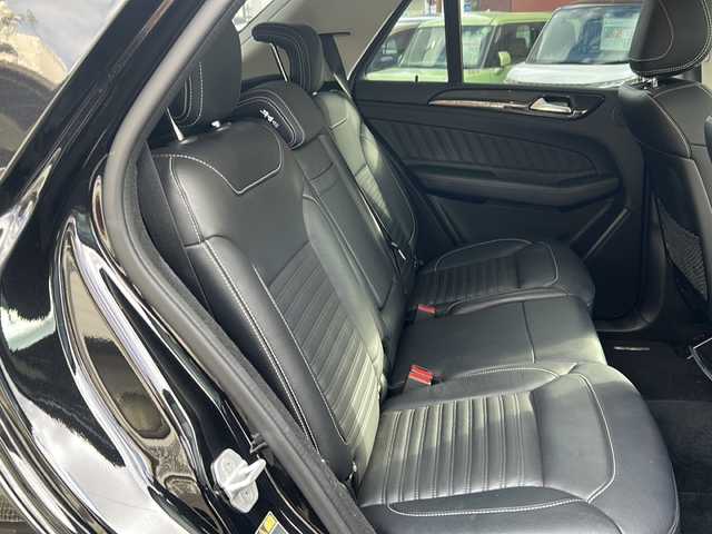 メルセデス・ベンツ ＧＬＥ３５０ｄ 4MATIC スポーツ 宮崎県 2016(平28)年 5.1万km オブシディアンブラック 純正ナビ（BT/AM/FM/CD)/BSM　/全方位カメラ/ハーマンカードン　/ETC　/ルーフレール　/レーダークルーズコントロール（ディストロニックプラス）/電動リアゲート　/パワーシートDN席　/シートヒーター全席　/オートハイビーム/ダウンヒルアシスト/純正アルミホイール/純正フロアマット