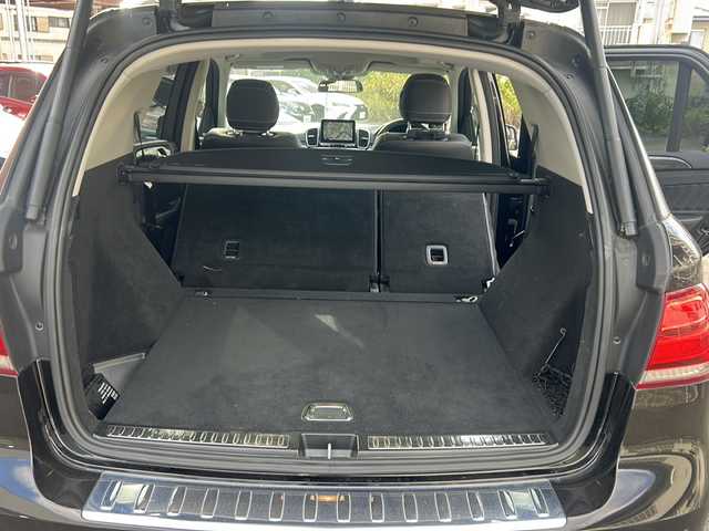 メルセデス・ベンツ ＧＬＥ３５０ｄ 4MATIC スポーツ 宮崎県 2016(平28)年 5.1万km オブシディアンブラック 純正ナビ（BT/AM/FM/CD)/BSM　/全方位カメラ/ハーマンカードン　/ETC　/ルーフレール　/レーダークルーズコントロール（ディストロニックプラス）/電動リアゲート　/パワーシートDN席　/シートヒーター全席　/オートハイビーム/ダウンヒルアシスト/純正アルミホイール/純正フロアマット
