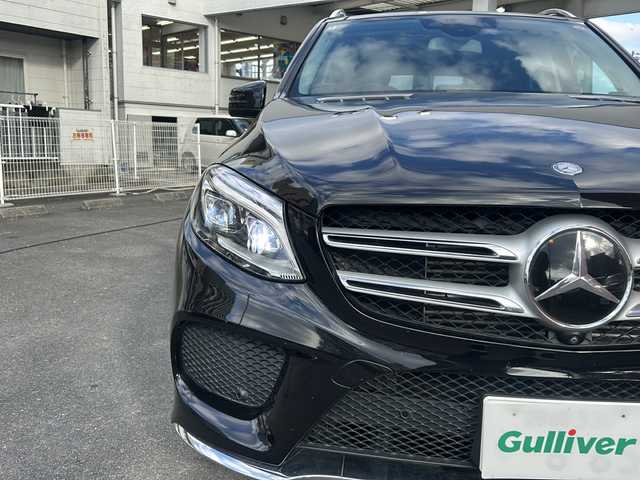 メルセデス・ベンツ ＧＬＥ３５０ｄ 4MATIC スポーツ 宮崎県 2016(平28)年 5.1万km オブシディアンブラック 純正ナビ（BT/AM/FM/CD)/BSM　/全方位カメラ/ハーマンカードン　/ETC　/ルーフレール　/レーダークルーズコントロール（ディストロニックプラス）/電動リアゲート　/パワーシートDN席　/シートヒーター全席　/オートハイビーム/ダウンヒルアシスト/純正アルミホイール/純正フロアマット