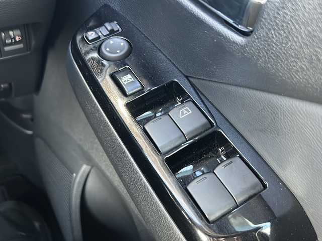 日産 デイズ HWS X アーバンクロム プロパイロットED 静岡県 2023(令5)年 0.5万km オーシャンブルーP 純正ナビ/・FM/・AM/・Bluetooth/・HDMI/・フルセグTV/主要装備/・プロパイロット/・レーダークルコン/・アラウンドビューモニター/・ＬＥＤヘッドライト/・コーナーセンサー/・ＥＴＣ/・ハーフレザーシート/・アイドリングストップ/・ドライブレコーダー/・エマージェンシーブレーキ/・車線逸脱警報/・クロストラフィックアラート