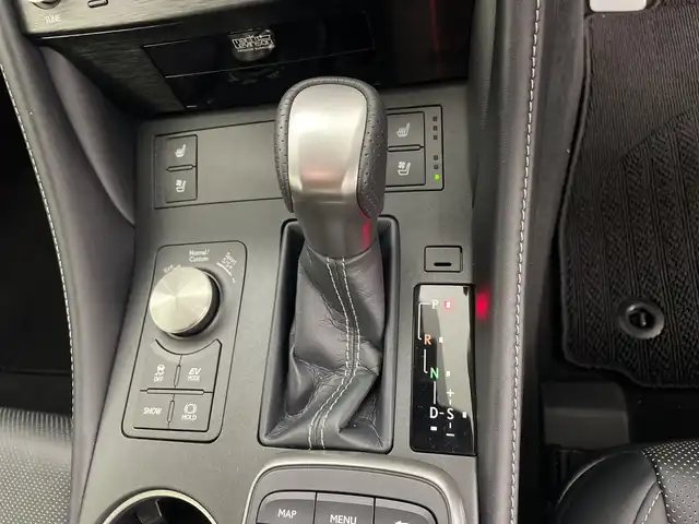 レクサス ＲＣ 300h Fスポーツ 鹿児島県 2024(令6)年 0.1万km グラファイトブラックガラスフレーク メーカー10.3インチSDナビ/（フルセグTV/Bluetooth/AUX・USB/FM/AM)/バックカメラ/オレンジキャリパー/ビルトインETC2.0/前後ドライブレコーダー/（TZ-DR210）/レクサスセーフティシステムプラス/プリクラッシュセーフティ/レーントレーシングアシスト/ブラインドスポットモニター/クリアランスソナー/レーダークルーズコントロール/パドルシフト/黒レザーシート/D/N席パワーシート（D席メモリ付き）/前席シートヒーター/前席シートベンチレーション/3眼LEDオートライト/オートマチックハイビーム/電動パーキング/オートブレーキホールド/純正フロアマット