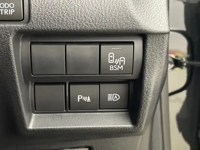 レクサス ＲＣ 300h Fスポーツ 鹿児島県 2024(令6)年 0.1万km グラファイトブラックガラスフレーク メーカー10.3インチSDナビ/（フルセグTV/Bluetooth/AUX・USB/FM/AM)/バックカメラ/オレンジキャリパー/ビルトインETC2.0/前後ドライブレコーダー/（TZ-DR210）/レクサスセーフティシステムプラス/プリクラッシュセーフティ/レーントレーシングアシスト/ブラインドスポットモニター/クリアランスソナー/レーダークルーズコントロール/パドルシフト/黒レザーシート/D/N席パワーシート（D席メモリ付き）/前席シートヒーター/前席シートベンチレーション/3眼LEDオートライト/オートマチックハイビーム/電動パーキング/オートブレーキホールド/純正フロアマット