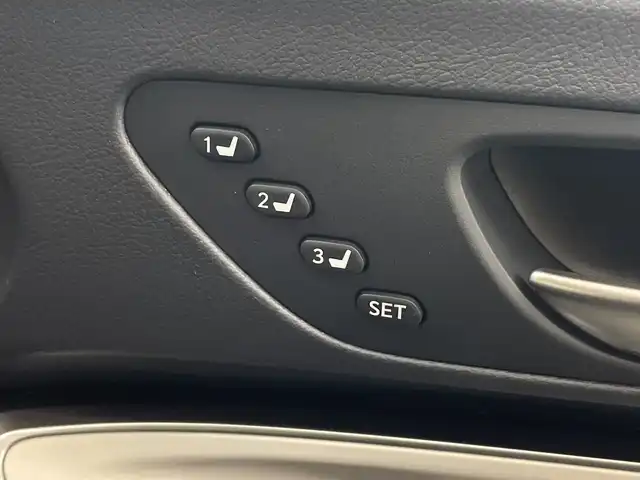 レクサス ＲＣ 300h Fスポーツ 鹿児島県 2024(令6)年 0.1万km グラファイトブラックガラスフレーク メーカー10.3インチSDナビ/（フルセグTV/Bluetooth/AUX・USB/FM/AM)/バックカメラ/オレンジキャリパー/ビルトインETC2.0/前後ドライブレコーダー/（TZ-DR210）/レクサスセーフティシステムプラス/プリクラッシュセーフティ/レーントレーシングアシスト/ブラインドスポットモニター/クリアランスソナー/レーダークルーズコントロール/パドルシフト/黒レザーシート/D/N席パワーシート（D席メモリ付き）/前席シートヒーター/前席シートベンチレーション/3眼LEDオートライト/オートマチックハイビーム/電動パーキング/オートブレーキホールド/純正フロアマット