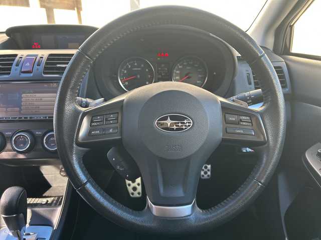 スバル インプレッサ スポーツ 2．0i－S 愛知県 2012(平24)年 4.7万km オブシディアンブラックパール ワンオーナー/合皮ハーフレザーシート/社外ナビ/フルセグTV・Bluetooth・DVD・CD・SD・FM・AM/バックカメラ/クルーズコントロール/パドルシフト/運転席パワーシート/オートライト/HIDヘッドライト/フォグランプ/スマートキー/プッシュスタート/ETC/純正フロアマット/純正ドアバイザー/社外アルミホイール付き冬タイヤ有195/65R15/取扱説明書/保証書/スペアスマートキー