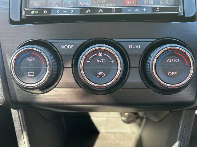 スバル インプレッサ スポーツ 2．0i－S 愛知県 2012(平24)年 4.7万km オブシディアンブラックパール ワンオーナー/合皮ハーフレザーシート/社外ナビ/フルセグTV・Bluetooth・DVD・CD・SD・FM・AM/バックカメラ/クルーズコントロール/パドルシフト/運転席パワーシート/オートライト/HIDヘッドライト/フォグランプ/スマートキー/プッシュスタート/ETC/純正フロアマット/純正ドアバイザー/社外アルミホイール付き冬タイヤ有195/65R15/取扱説明書/保証書/スペアスマートキー