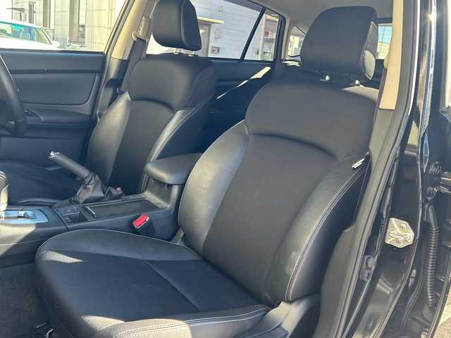 スバル インプレッサ スポーツ 2．0i－S 愛知県 2012(平24)年 4.7万km オブシディアンブラックパール ワンオーナー/合皮ハーフレザーシート/社外ナビ/フルセグTV・Bluetooth・DVD・CD・SD・FM・AM/バックカメラ/クルーズコントロール/パドルシフト/運転席パワーシート/オートライト/HIDヘッドライト/フォグランプ/スマートキー/プッシュスタート/ETC/純正フロアマット/純正ドアバイザー/社外アルミホイール付き冬タイヤ有195/65R15/取扱説明書/保証書/スペアスマートキー