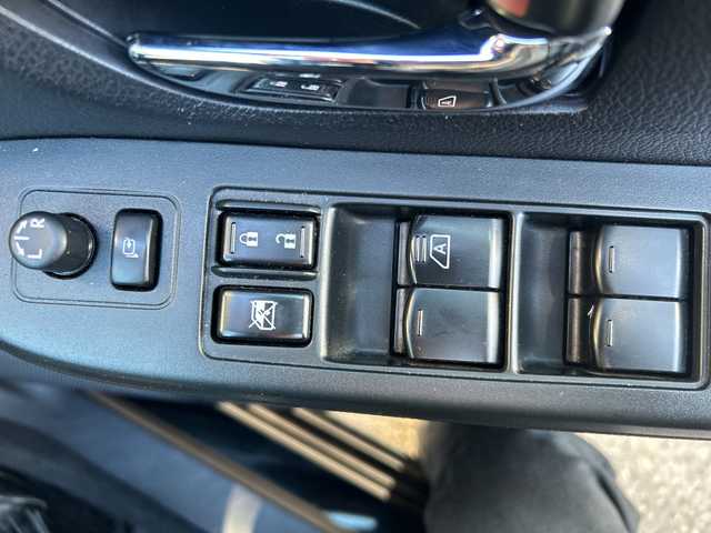 スバル インプレッサ スポーツ 2．0i－S 愛知県 2012(平24)年 4.7万km オブシディアンブラックパール ワンオーナー/合皮ハーフレザーシート/社外ナビ/フルセグTV・Bluetooth・DVD・CD・SD・FM・AM/バックカメラ/クルーズコントロール/パドルシフト/運転席パワーシート/オートライト/HIDヘッドライト/フォグランプ/スマートキー/プッシュスタート/ETC/純正フロアマット/純正ドアバイザー/社外アルミホイール付き冬タイヤ有195/65R15/取扱説明書/保証書/スペアスマートキー