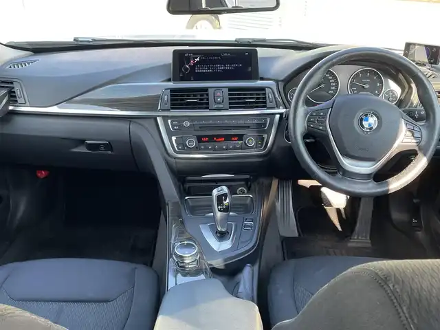 ＢＭＷ ３２０ｄ ラグジュアリー 長野県 2014(平26)年 12.1万km パール 純正ナビ（FM/AM、CD、DVD、BT）/バックカメラ/アイドリングストップ/クルーズコントロール追従有/前席パワーシート/前後ドライブレコーダー/レーンキープアシスト/横滑り防止装置/前後コーナーセンサー/D席メモリシート/ダブルサイドエアバック/カーテンエアバック/社外フロアマット/純正１７AW/キセノンヘッドライト/スマートキー/保証、取扱説明書