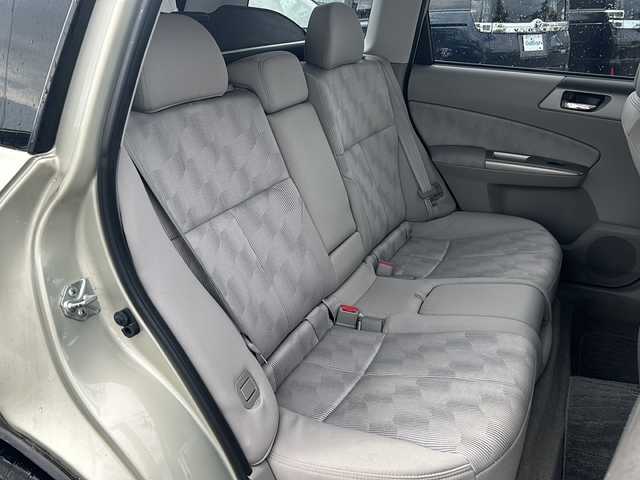 スバル フォレスター 2．0XT プラチナセレクション 石川県 2010(平22)年 11万km サンライトゴールドオパール 4WD/社外HDDナビゲーション/【CD・DVD・Bluetooth・フルセグTV・SD・HDD】/オートクルーズコントロール/社外AW17インチ冬タイヤ有/サンルーフ/シートヒーター/プッシュスタート/・スマートキー/・スペアキー1本/純正フロアマット/取扱説明書