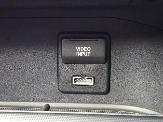 ホンダ フィット 1．5A 愛知県 2004(平16)年 14.5万km サテンシルバーメタリック ドライブレコーダー/純正AW/革巻きステアリング/ETC/AC